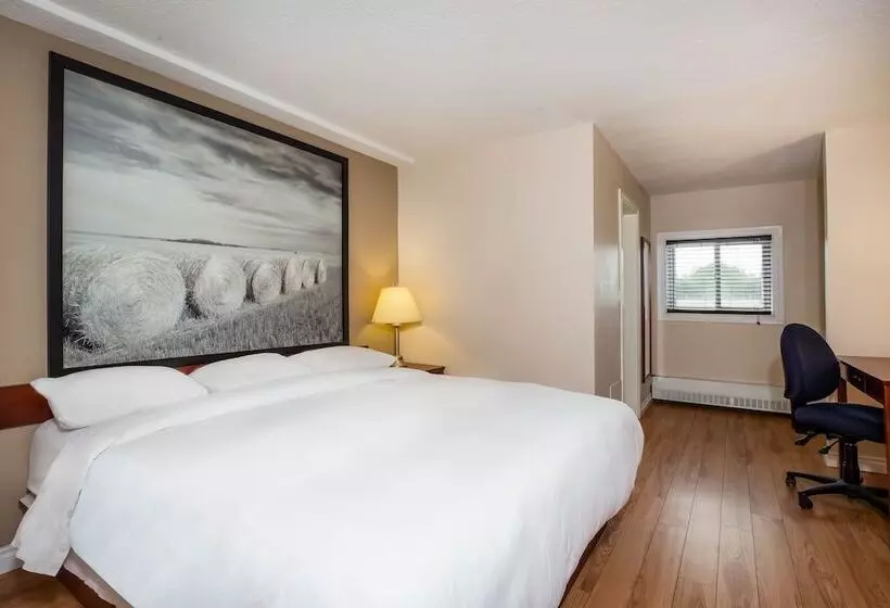 Hotelli Super 8 By Wyndham Smoky Lake