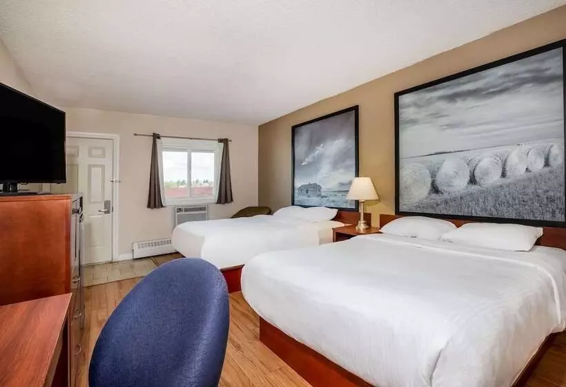 Hotelli Super 8 By Wyndham Smoky Lake