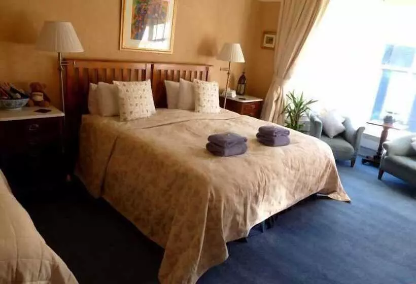 Majatalo Burnside Guest House