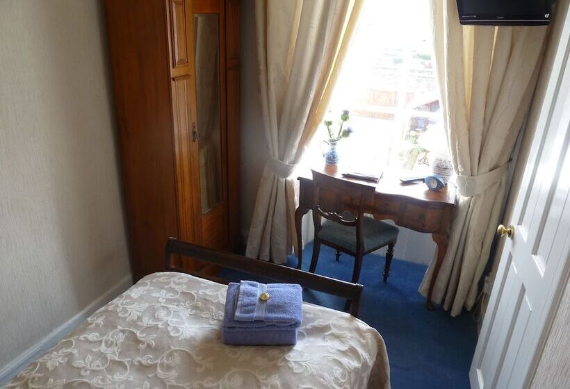 펜션 Burnside Guest House