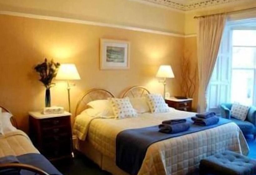 펜션 Burnside Guest House