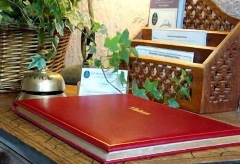 펜션 Burnside Guest House