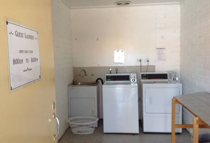 Sunraysia Motel & Holiday Apartments