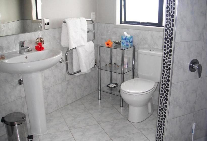 Whangamata Vistas B&b