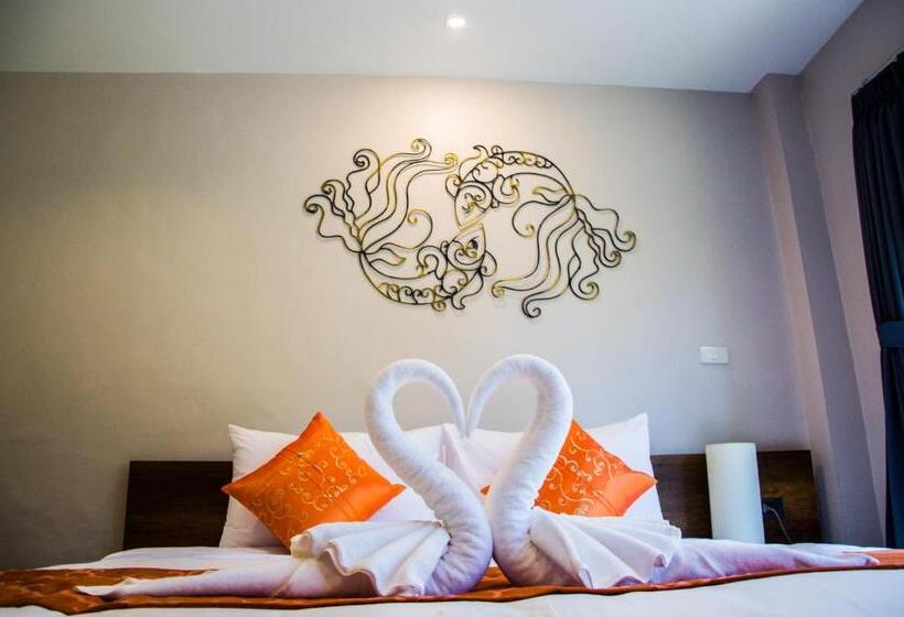 호텔 Chomphu Resort