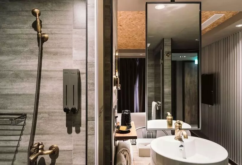 هتل City Suites  Kaohsiung Pier2