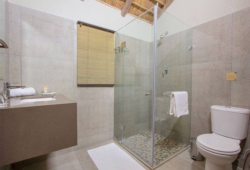 Hotel Mongena Private Game Lodge