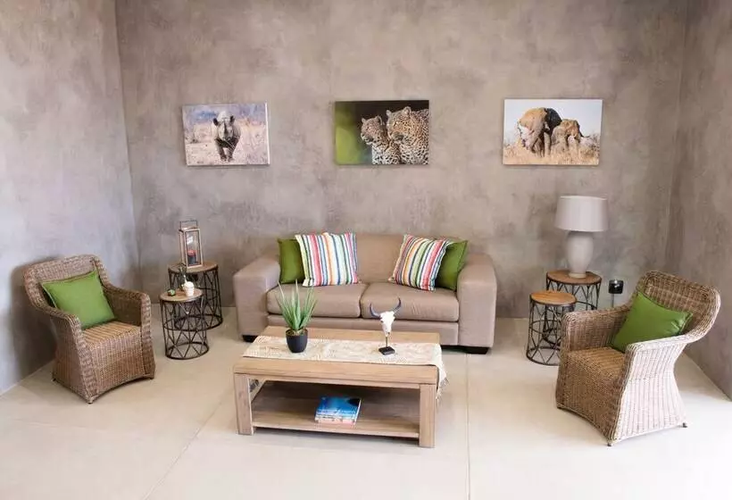 هتل Mongena Private Game Lodge