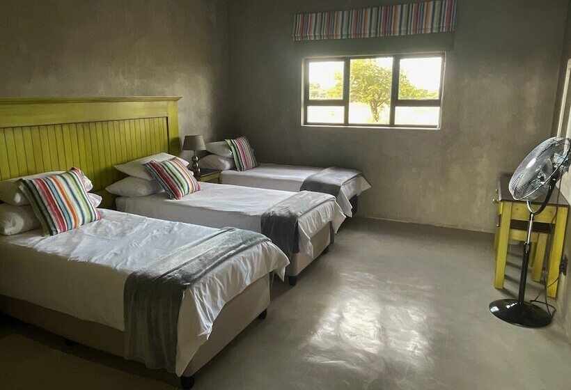 Hotel Mongena Private Game Lodge