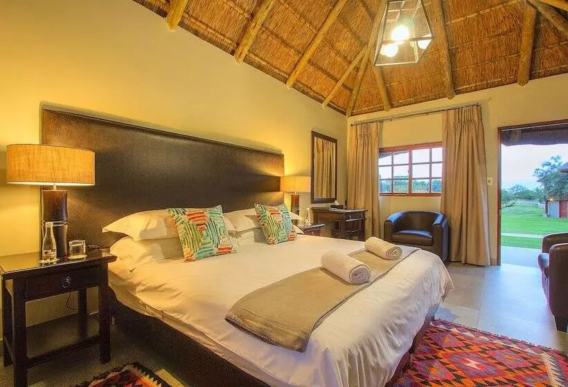 هتل Mongena Private Game Lodge