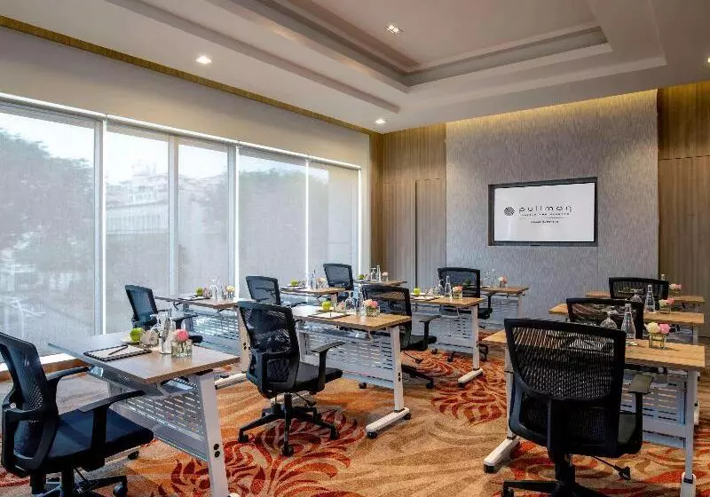 Hotell Pullman Yangon Centrepoint