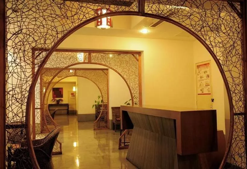 Hotelli Ji  Nanjing Hongqiao Zhongshan Bei Road