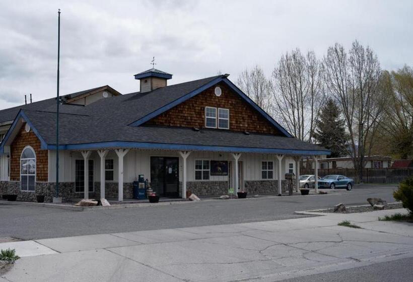 汽车旅馆 The Beaverhead Lodge