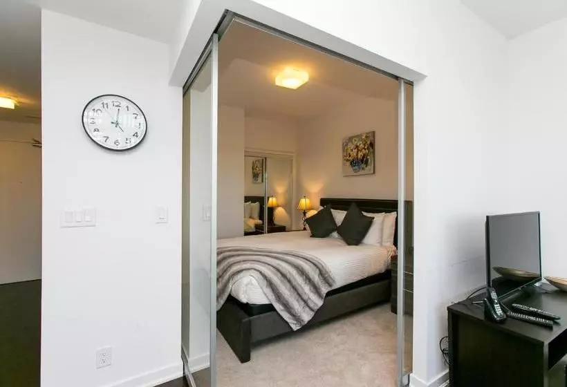 Royal Stays Furnished Apartments Entertainement District