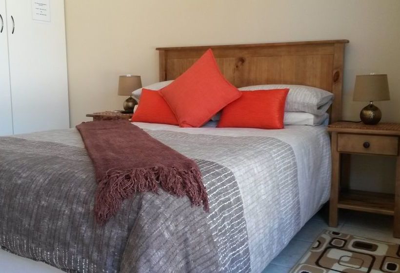 بنسيون 9 On Rigg Self Catering Accommodation