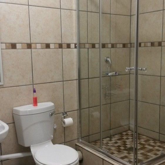 بنسيون 9 On Rigg Self Catering Accommodation