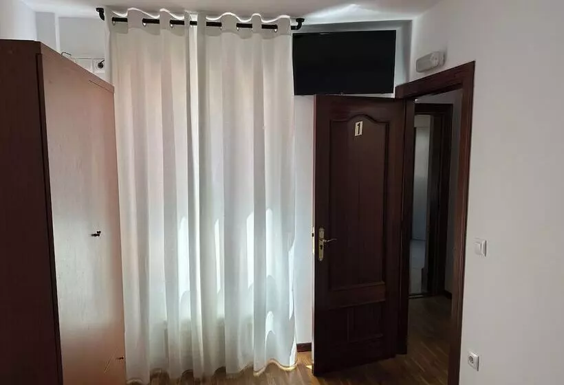هاستل Yani S Hospedaje