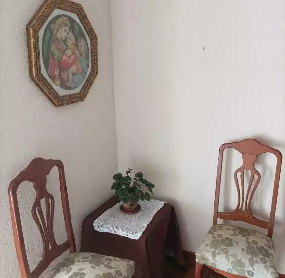 Aamiaismajoitus (B&B) Casa De Familia Estela