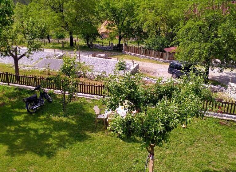 Aamiaismajoitus (B&B) Stomici Guesthouse