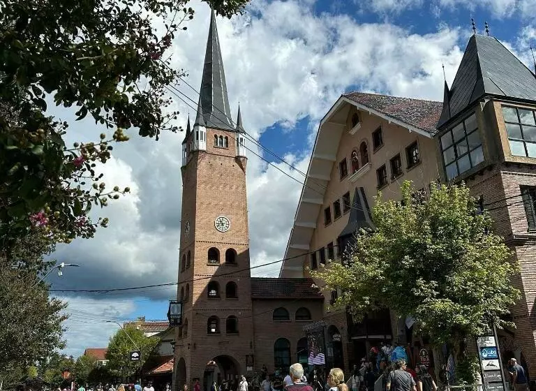 Duendes Del Arroyo