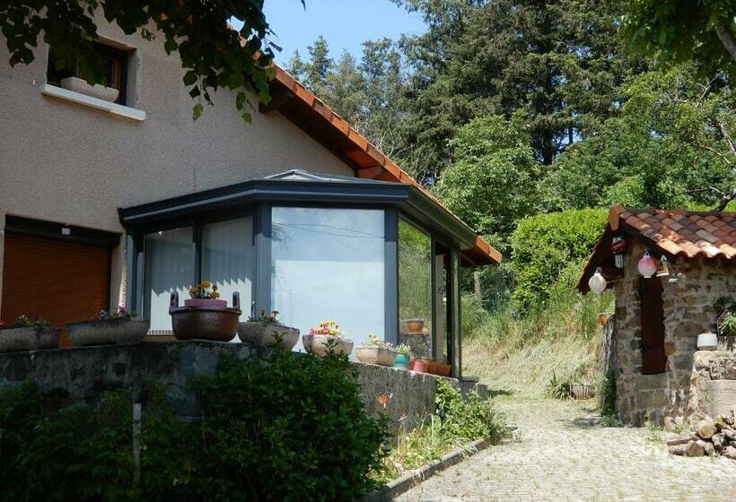 פנסיון Les Jardins De Caribole