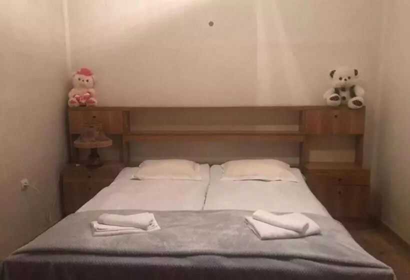 پانسیون Mariella