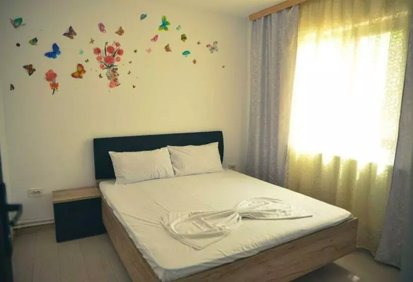 ペンション Casa Rebeka
