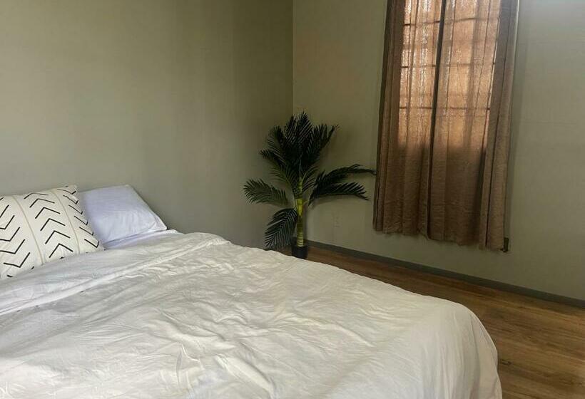 پانسیون Jj Guest House