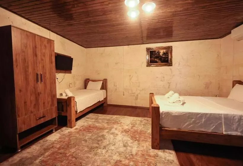 هاستل Osmanlı Konağı   şerif Paşa Butik Otel