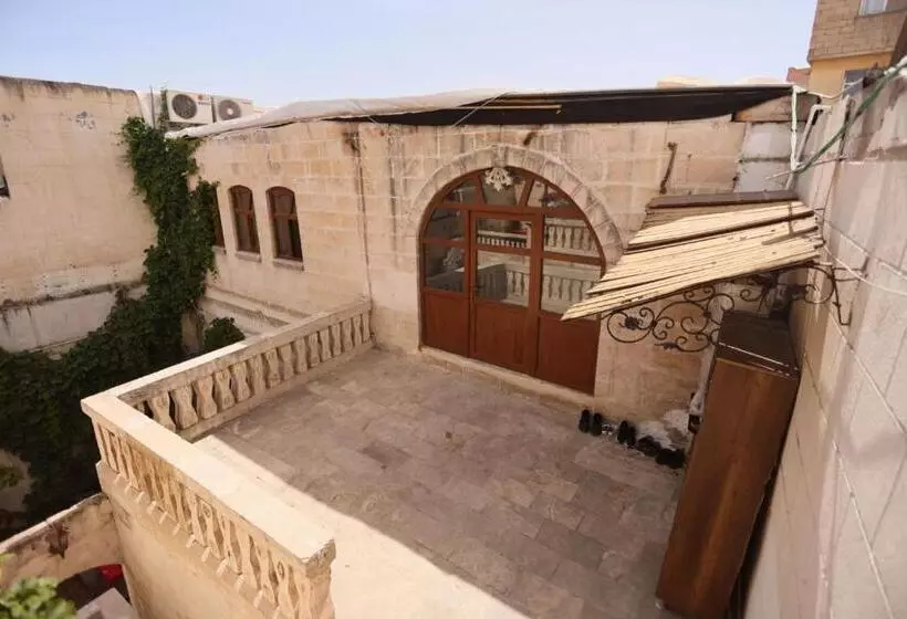 هاستل Osmanlı Konağı   şerif Paşa Butik Otel