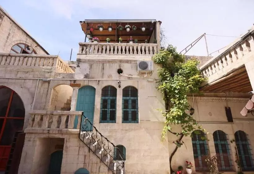 هاستل Osmanlı Konağı   şerif Paşa Butik Otel