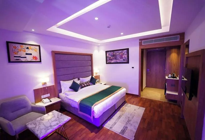 هاستل Quality Inn Elite