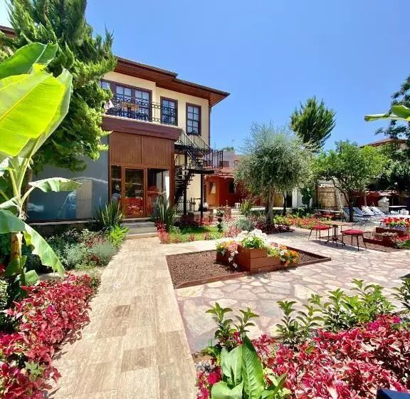 Aamiaismajoitus (B&B) Necip Bey Konağı