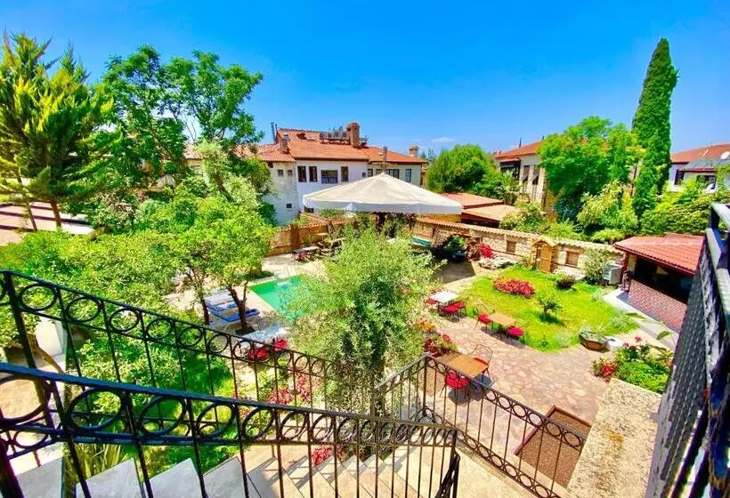 Aamiaismajoitus (B&B) Necip Bey Konağı