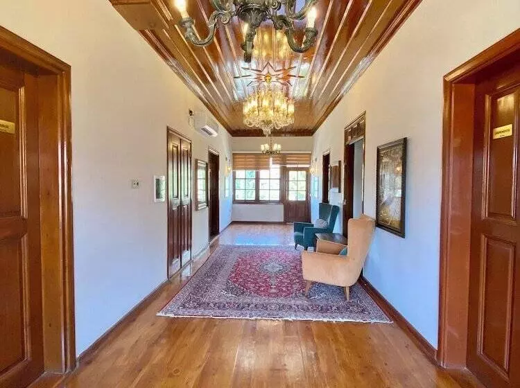 Aamiaismajoitus (B&B) Necip Bey Konağı