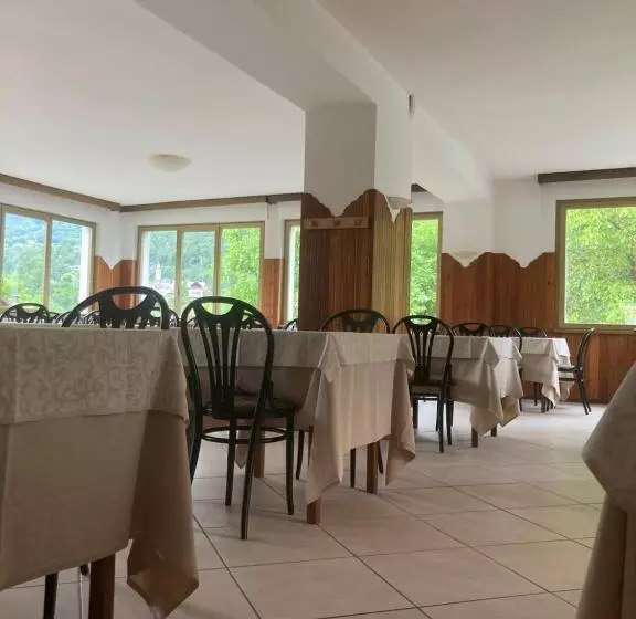 ホテル Albergo Panorama