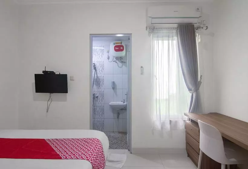 Hotelli Oyo 92602 Doesnami Syariah 2