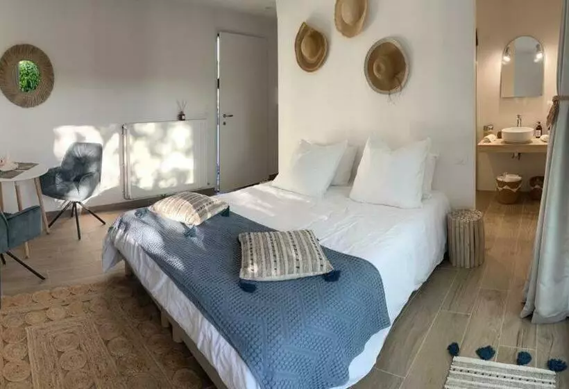 Aamiaismajoitus (B&B) Entre Mer & Filles