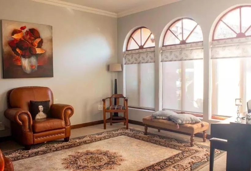 ベッドアンドブレックファースト Mind Body Soul Guesthouse On Featherbrooke Estate, Krugersdorp, South Africa