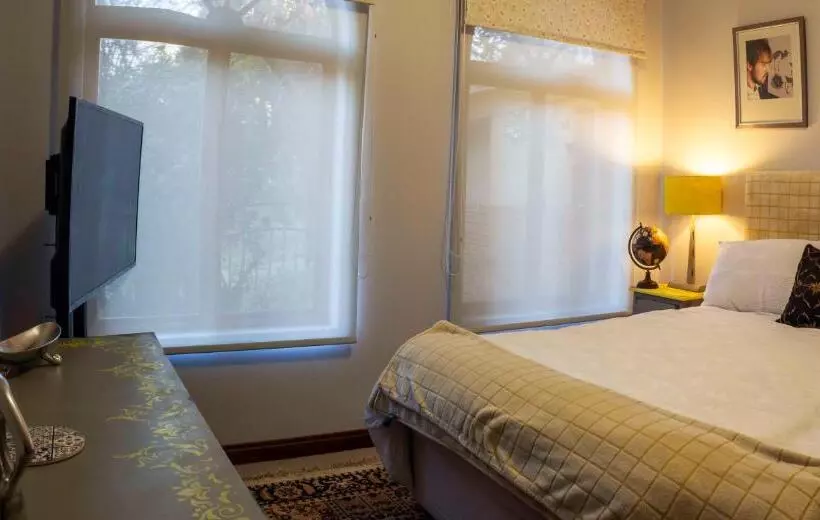 ベッドアンドブレックファースト Mind Body Soul Guesthouse On Featherbrooke Estate, Krugersdorp, South Africa