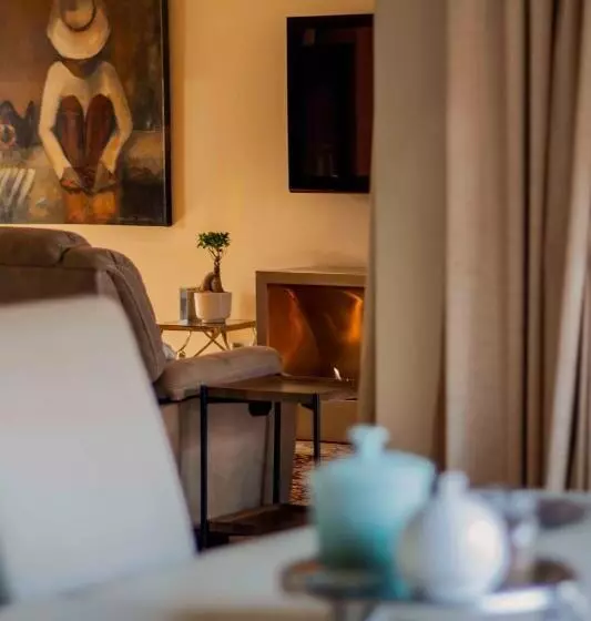 ベッドアンドブレックファースト Mind Body Soul Guesthouse On Featherbrooke Estate, Krugersdorp, South Africa