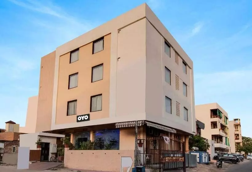 Capital O Hotel Pink Peral