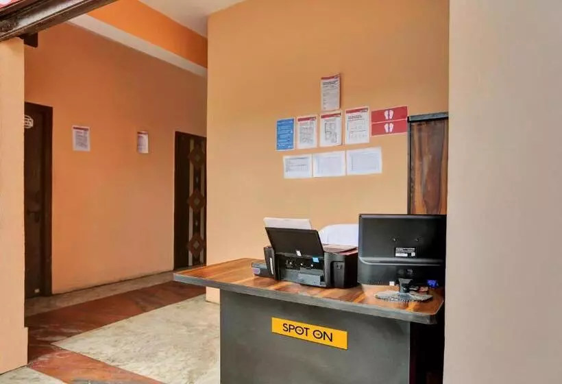 Hotelli Spot On Meet Guest House