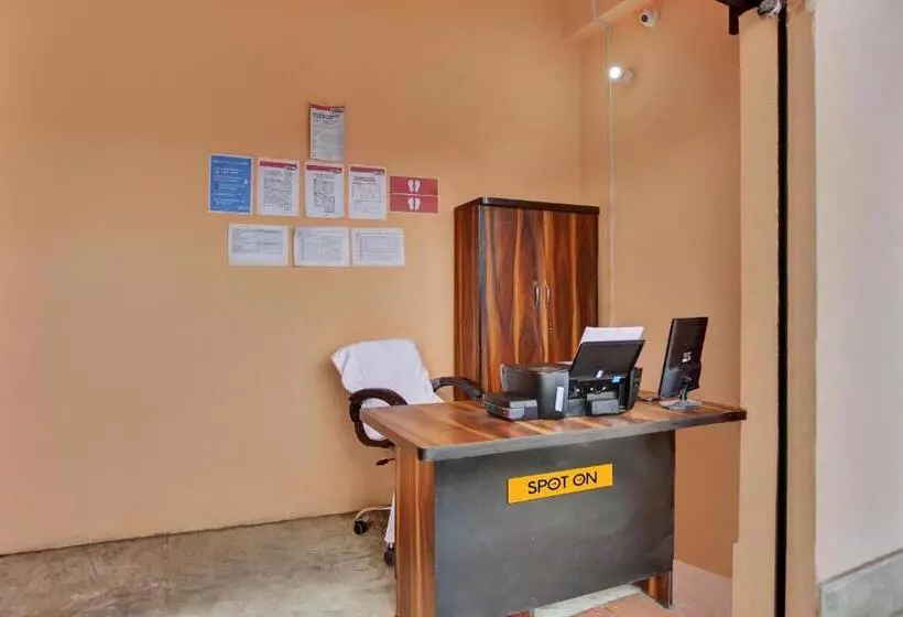 Hotelli Spot On Meet Guest House