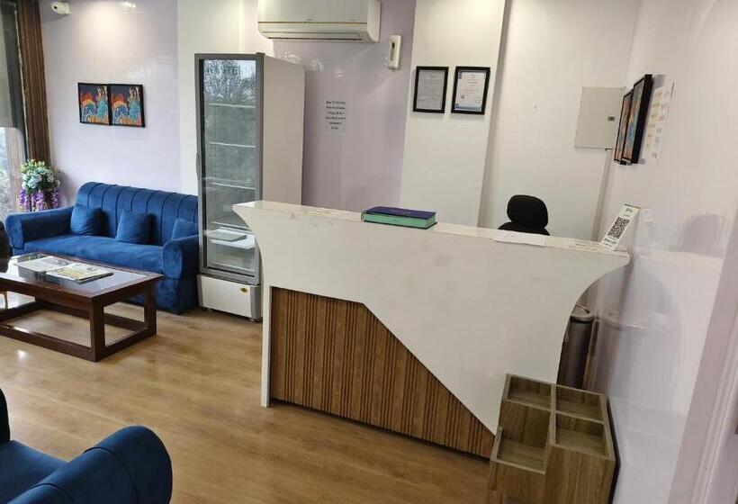 Отель Treebo White Sand