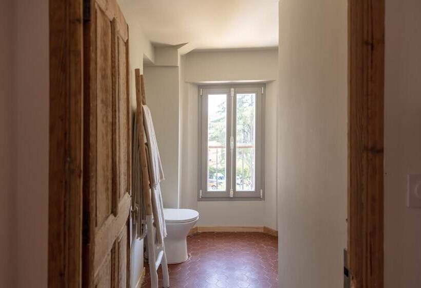 بنسيون La Bâtisse En Blanc