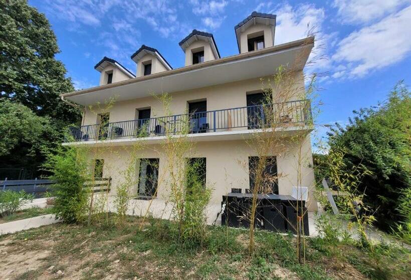 پانسیون Résidence De La Gare, Chambre Meublée