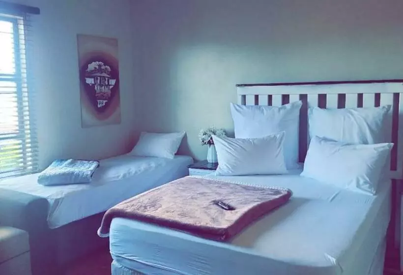 ペンション The Vine Guest House Potchefstroom