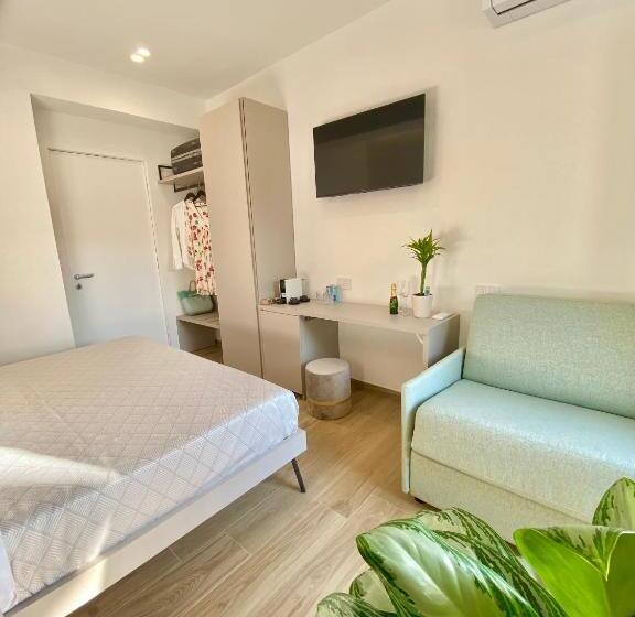 צימר Casa Degli Dei Tropea Luxury Rooms