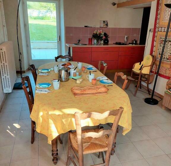 Nocleg ze śniadaniem Chambres D Hôtes Au Calme